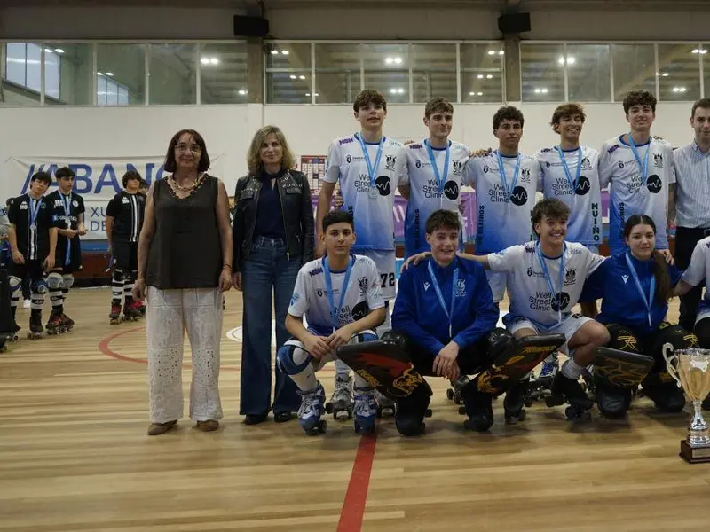 El CH Oleiros conquista su primer título autonómico juvenil