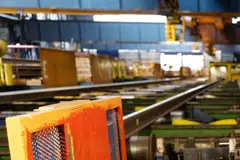 ArcelorMittal enfrenta críticas por emisiones tóxicas y greenwashing en sostenibilidad