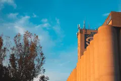 Extremadura convierte silos de cereal en almacenamiento para energía renovable