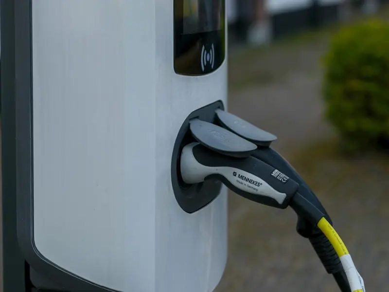 Francia duplica ayudas para electrificación energética hasta 2030 con enfoque en seguridad