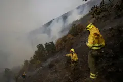 Tres acusados enfrentan prisión por provocar incendios en Ourense entre 2021 y 2022