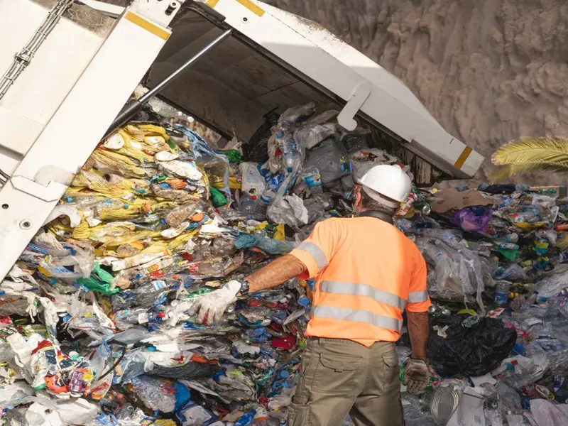 Canarias impulsa conversión de residuos en energía y empleo para una transición ecológica