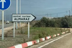 Greenpeace advierte sobre el alto coste de prolongar la vida de la nuclear Almaraz