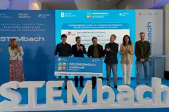 El IES María Casares de Oleiros recibe un premio gallego por un estudio sobre la guerra de Ucrania