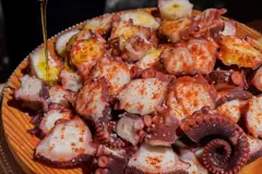 Oleiros celebra las fiestas de San Blas con música y gastronomía