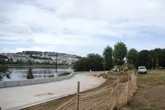 El paseo de la ría de O Burgo se acerca a su apertura con trabajos finales
