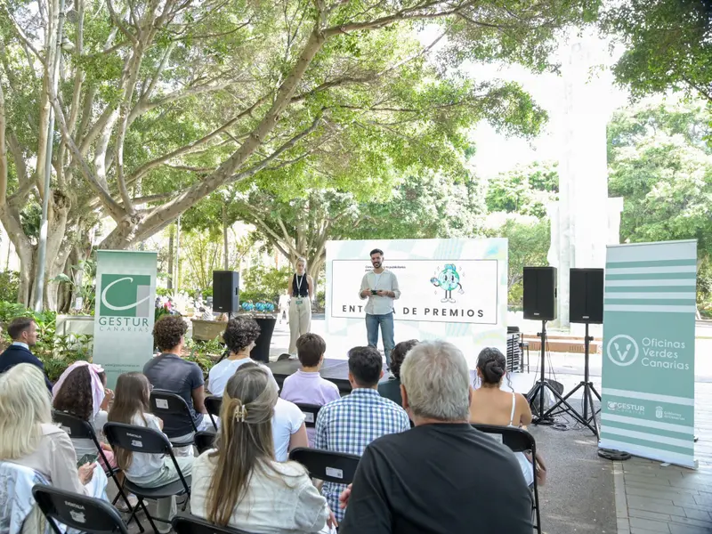 Premios a la creatividad estudiantil sobre refugios climáticos en Canarias