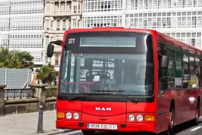 Oleiros denuncia a la Xunta por frenar la ampliación del autobús urbano a Santa Cristina