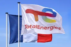 TotalEnergies adquiere la cartera de renovables terrestres de Shell en Europa, incluida España
