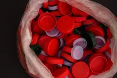 El sector del plástico en España reclama mejorar su regulación y imagen pública