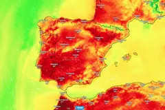 Las noches tropicales adelantan su llegada a España debido al calor extremo