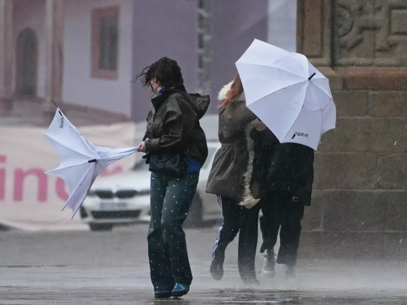 Seis comunidades autónomas afectadas por intensas tormentas en España