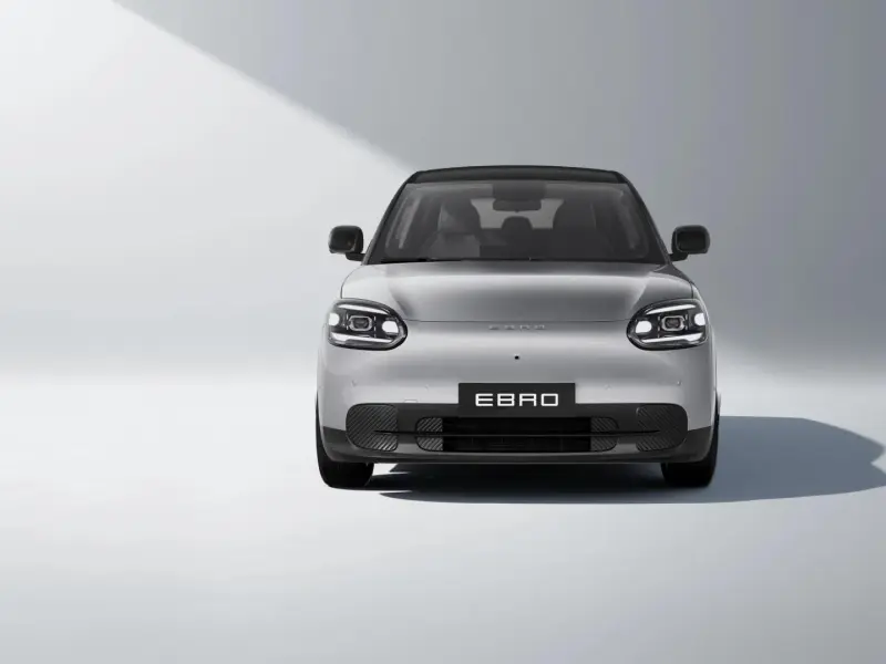 Ebro lanza un coche eléctrico asequible que se fabricará en Barcelona este invierno