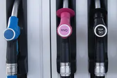 El HVO puro es un 92 % más caro que recargar un coche eléctrico en España