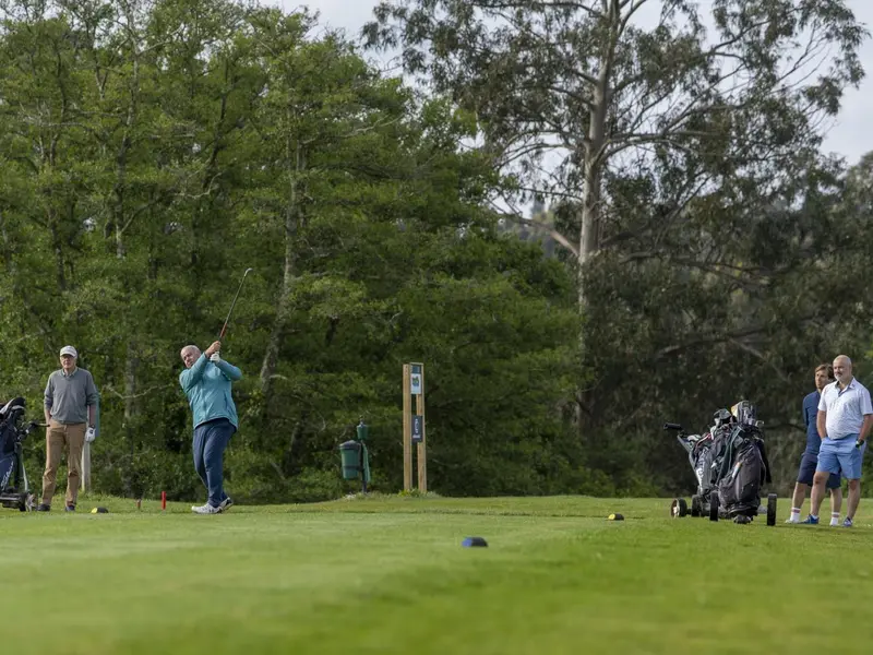 Resultados del IV Torneo Nautalia Viajes en el Golf Xaz de Oleiros