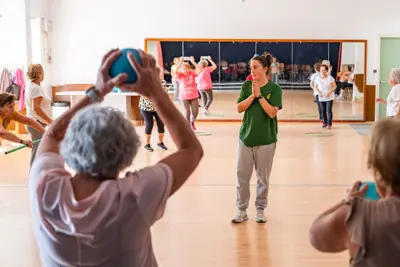 Oleiros presenta actividades deportivas para adultos y mayores