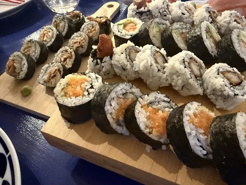 Pakita en Bastiagueiro: el nuevo sushi de Sarah Stothart con enfoque local