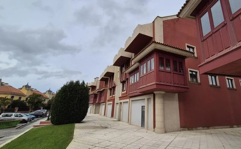 Oleiros convertirá locales comerciales en nuevas viviendas en Fonte do Ouro