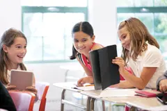 Fundación Repsol premia a centros educativos de Castilla-La Mancha por su compromiso ecológico