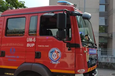 Incendio en la residencia de mayores Ballesol en Oleiros moviliza a los servicios de emergencia