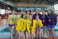 El Acuatic Oleiros brilla en natación artística con doble victoria en Vigo