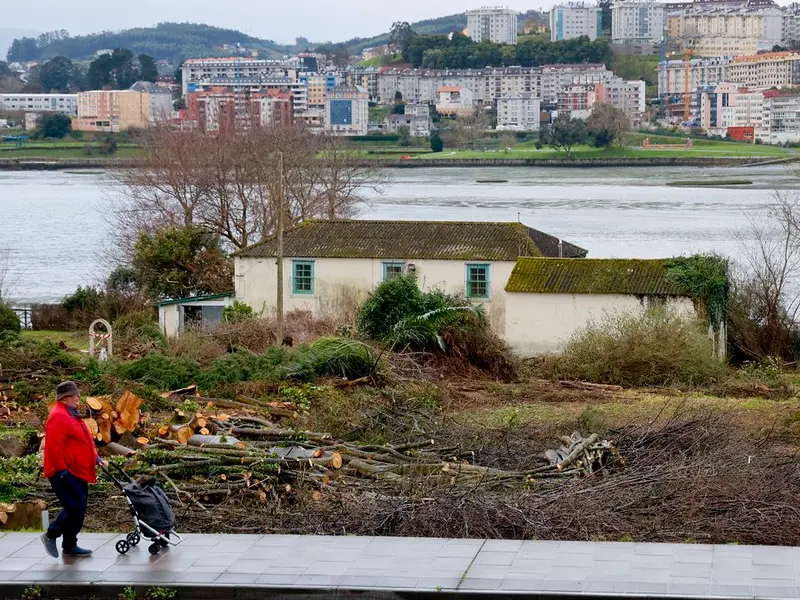 Retraso en la construcción de 88 viviendas por el ruido de la AC-12 en Oleiros