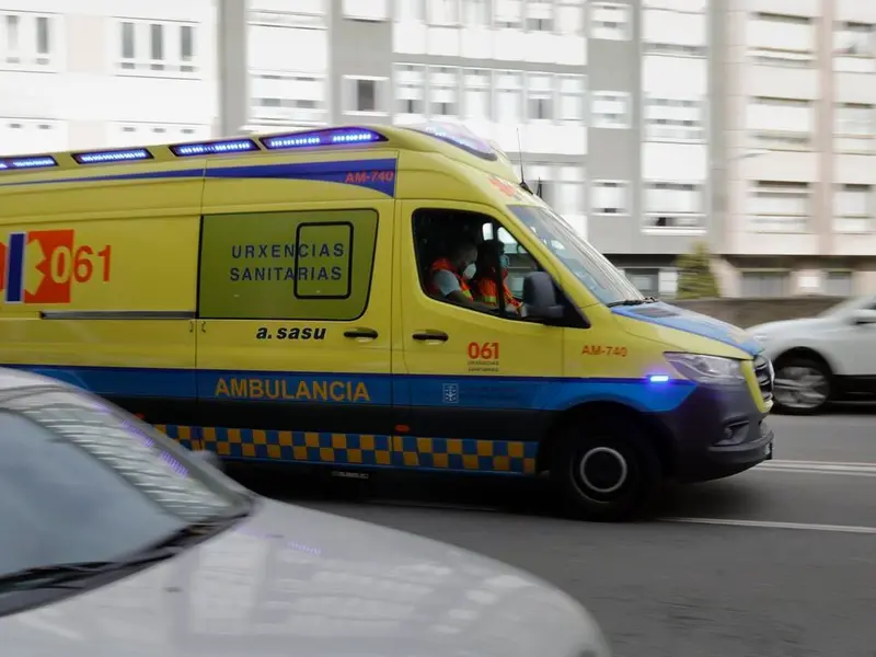 Tres heridos leves en un accidente de tráfico en Oleiros