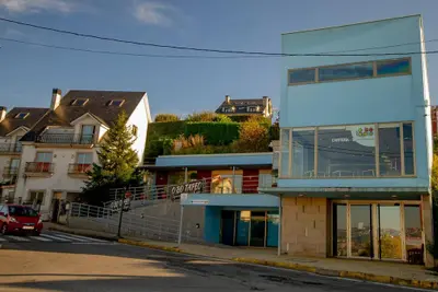 Oleiros lanza de nuevo el concurso para gestionar el bar de la Casa do Pobo de Montrove