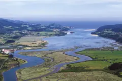 Urdaibai enfrenta cambios normativos que amenazan su protección ambiental