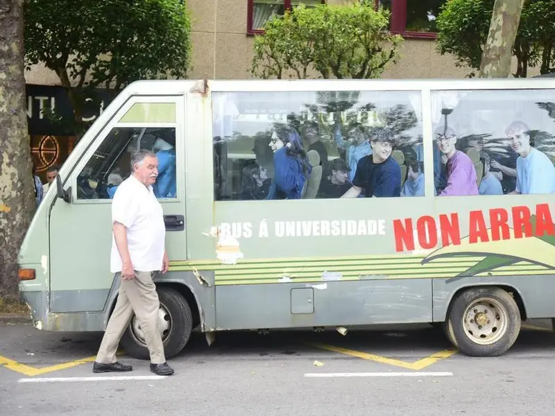 Oleiros exige a la Xunta una línea de autobús a la Universidade da Coruña