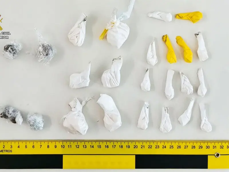 Detenida una vecina de Oleiros con cocaína y hachís valorados en más de 2.100 euros