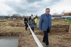 Inician obras de 94 viviendas protegidas en Xaz, frente a precios elevados del mercado