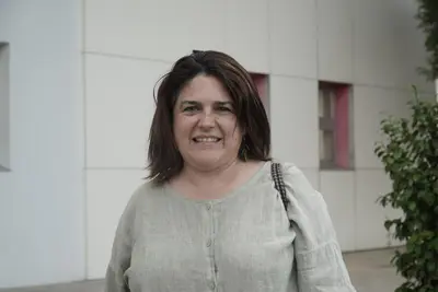 Alegría en el sorteo de 20 viviendas protegidas en Oleiros: Katy Gutiérrez es una de las afortunadas