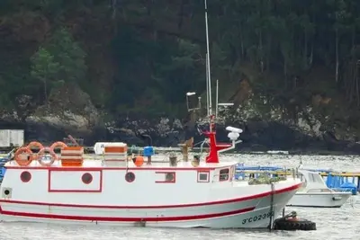 Un pesquero de Lorbé se hunde tras colisionar con otro barco cerca de Ferrol