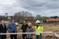 Oleiros construye 1.171 viviendas de protección en 41 años de mandato de Alternativa