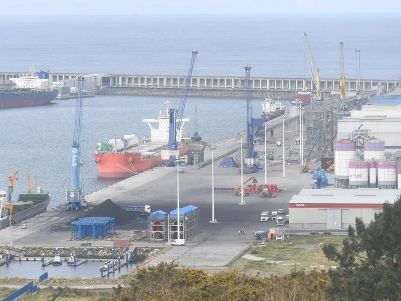 Casi 100 millones para puertos de A Coruña y Ferrol en eólica marina