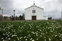 Oleiros sanciona viviendas convertidas en apartamentos turísticos ilegales