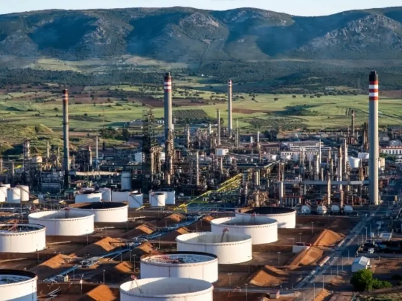 Repsol impulsa combustibles 100% renovables con nueva planta en Puertollano