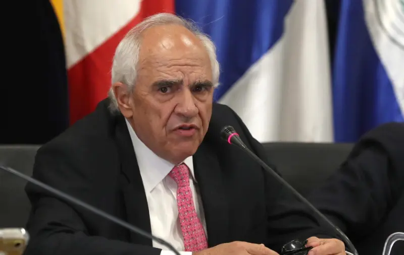 Ernesto Samper insta a países emisores a financiar la transición ecológica en América Latina