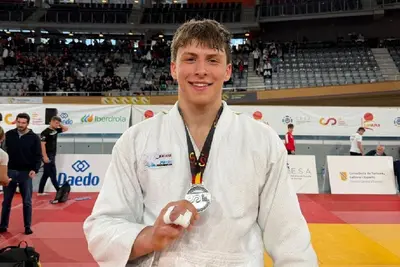 Ian Seguin destaca en el Campeonato de España Escolar de Judo y se lleva la plata