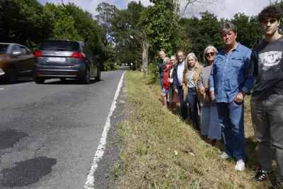 Vecinos de Oleiros reclaman servicios básicos en la calle Manuel Pardo de Andrade