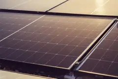 Talayuela destaca en empleo local y energías renovables con premio UNEF