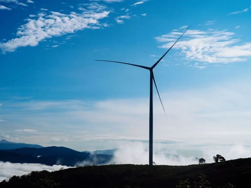 Comisión Europea propone flexibilidad fiscal para impulsar energías renovables