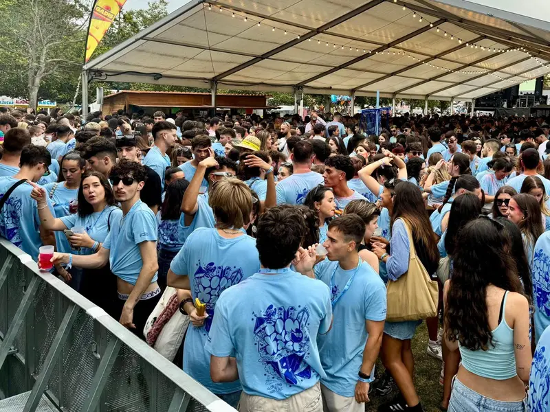 Las fiestas de Santa Cruz en Oleiros presentan su programación para 2026