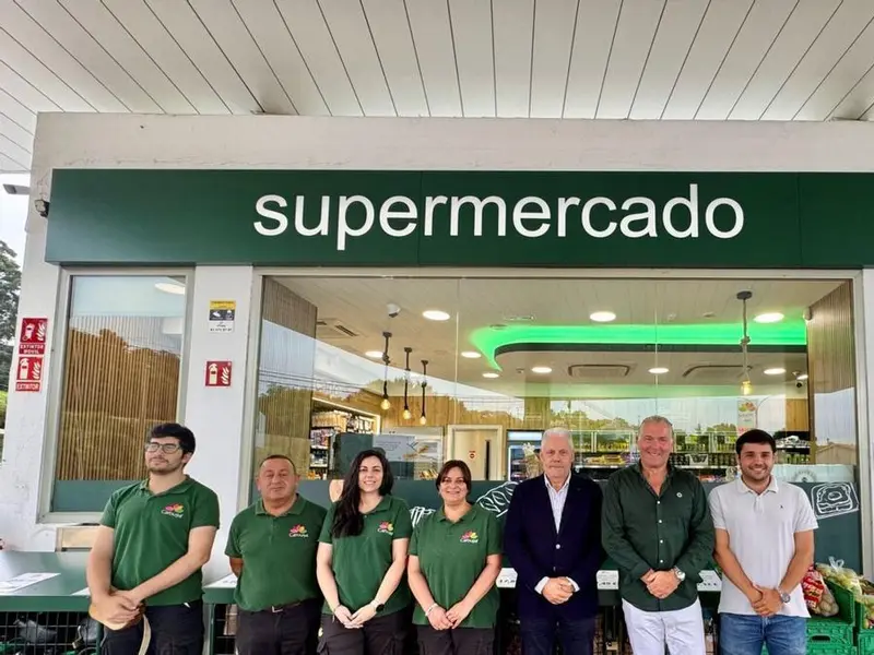 Sada inaugura un nuevo Claudio Express en la carretera hacia Oleiros