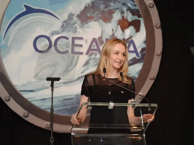 Alexandra Cousteau advierte sobre el deterioro de los océanos y la necesidad de su protección