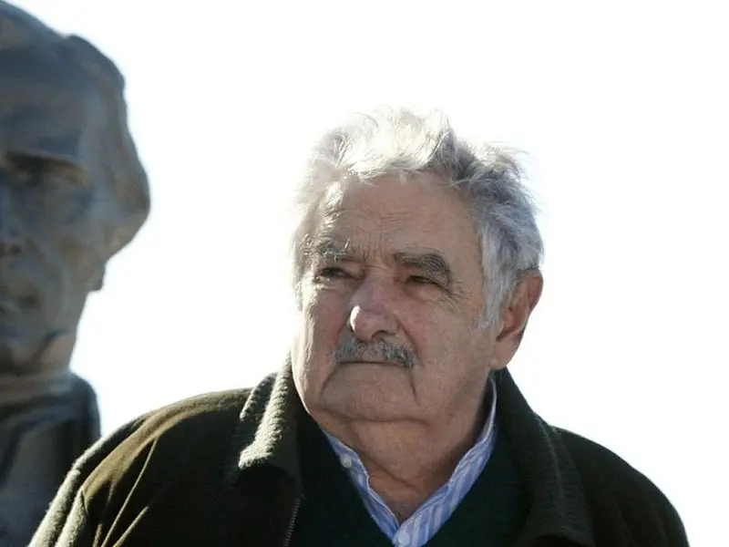 El paseo de la ría de Oleiros llevará el nombre de José Mujica