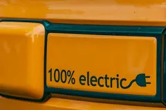 Innovadora batería de nanohilos de silicio promete 1000 km de autonomía para coches eléctricos