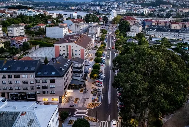 La Xunta traspasa tramos de carreteras al Concello de Oleiros