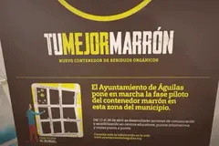 Águilas inicia prueba de contenedores marrones para el reciclaje orgánico en El Rubial